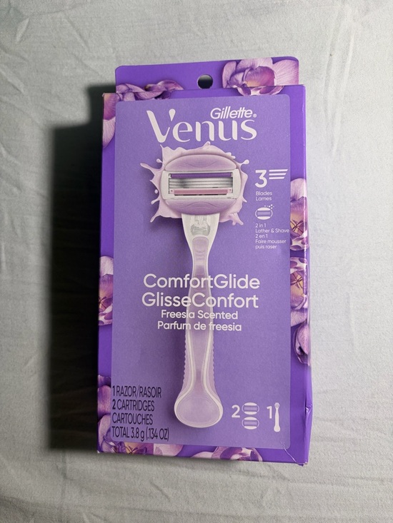 gillette Other - Gillette Venus ComfortGlide Freesia Scented Women's Razor - Purple